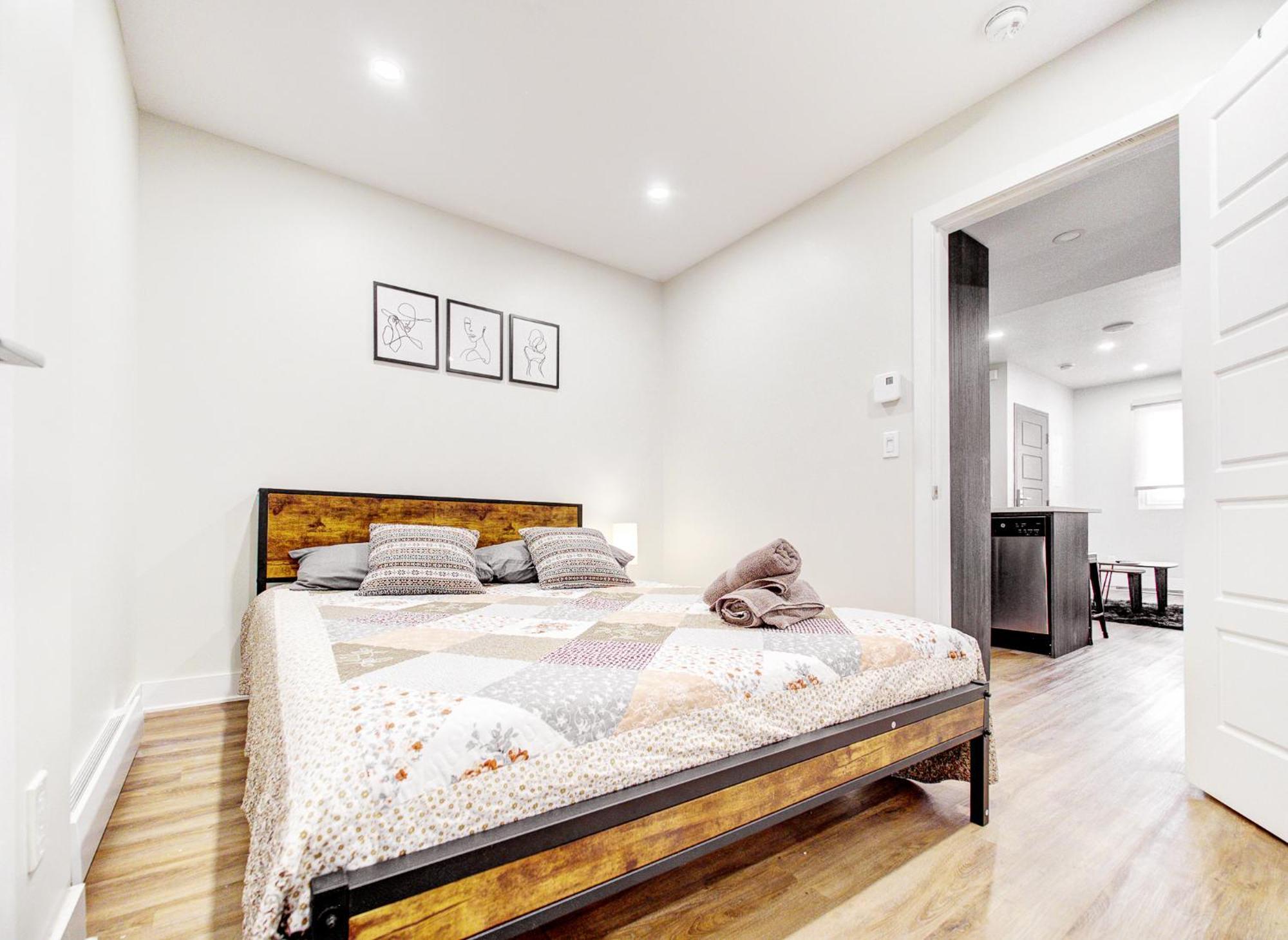 Amazing 1 Bdr Heart Of Plateau A Apartment Montreal Exterior photo